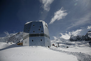 Monte-Rosa-Hütte