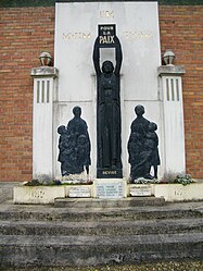 The monument to the dead