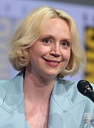 Gwendoline Christie spielt Captain Phasma.