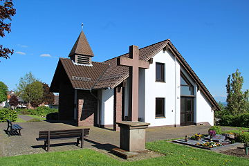 Kreuz Friedhof Haarbrück 🔍