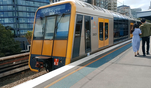 Tangara T set T63 at Milsons Point.