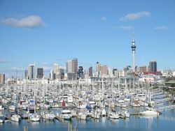 Blick auf die Skyline von Auckland