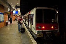 Gleis 44 im RER-Bahnhof