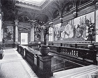 Treppenhaus vor 1904, rechts das verschollene Wandgemälde Die Kunst in der Renaissance von Carl Gehrts