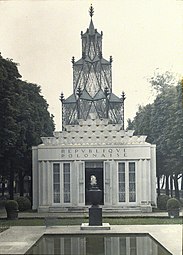 A Lengyel pavilon Párizsban (1925)