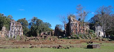 Kirchenruine der Guarani-Jesuitenreduktion von Santa Ana, in Misiones, Argentinien