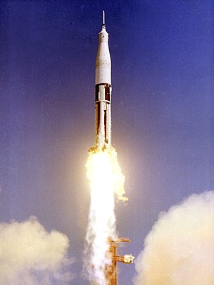 Start der ersten Saturn IB SA-201