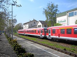 Deidesheimer Bahnhof von Osten (2007)
