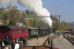 Lokomotivremise mit Museums-Dampfbahn Bauma sowie Bahnhofhalle DVZO
