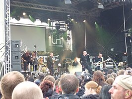 Letzte Instanz live op een festival in 2010