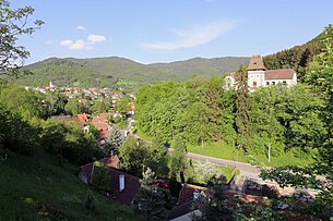 Blick vom Ortsteil Ötz Richtung Mühldorf. Links hinten der Ortsteil Niederranna und rechts oben der Trenninghof.