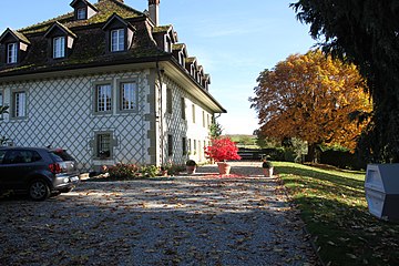 Schloss Uebewil: Eingang von Nordwesten