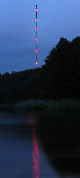 De radio- en televisietoren Olsztyn-Piedczewo