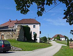 Rest der Außenmauer vom Nordtrakt 2019