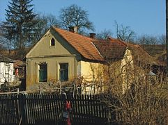 Szép állapotban lévő, értékes falusi lakóházak