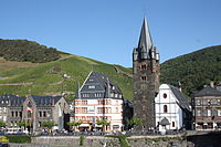 95. Platz: GFreihalter mit Katholische Pfarrkirche St. Michael und St. Sebastian in Bernkastel-Kues im Landkreis Bernkastel-Wittlich (Rheinland-Pfalz)