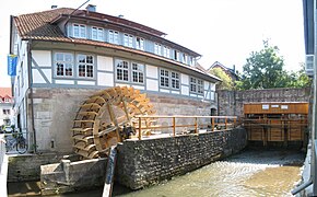 Sehr kurzer, gemauerter Mühlkanal direkt am Mühlgebäude (Odilienmühle Göttingen)