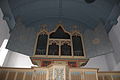 Spätgotischer Prospekt der Orgel in Rysum von 1457 mit Flügeltüren, Schnitzwerk, Fialen und Blendpfeifen im oberen Pfeifenfeld