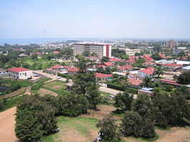 De Burundese hoofdstad Bujumbura (foto: mrt 2006).