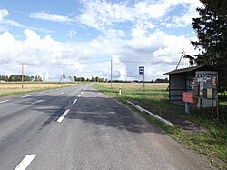 Bus stop in Nõmavere, Põltsamaa Parish