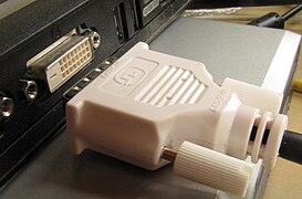 DVI-D-Buchse (Dual-Link) mit Stecker