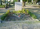 Grabstätte für neun Kinder polnischer Zwangsarbeiterinnen, auf dem Friedhof