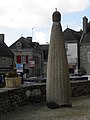 Aktuelles Foto des Menhir von Plonéour-Lanvern