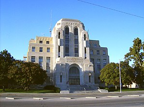 Reno County Courthouse, gelistet im NRHP Nr. 86003530[1]