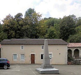 The town hall in Vouxey