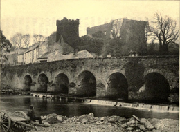 Bridge and castle of Macroom before 1911