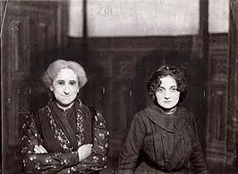 Marie Haspels & Tilly Lus (1911)