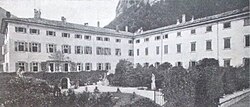 Die Villa Castelbarco vor ihrer Zerstörung im Ersten Weltkrieg