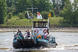 Landgangsferga «Halve Maan» mellom Millingerwaard og Doornenburg i Gelderland, Nederland.