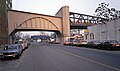 Hausdurchfahrt und ummauerte Brücke über die Dennewitzstraße, 1986