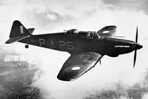 Eine Boulton Paul Defiant im Flug