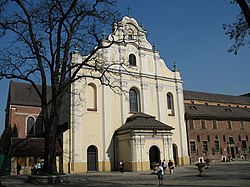 Fassade der Abteikirche
