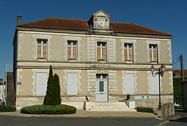 Gemeentehuis (in Saint-Angeau)