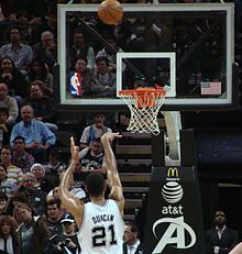 Duncan shooting a free throw