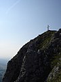 Blick auf das Gipfelkreuz des Frauenkopfes. Das Jubiläumskreuz wurde im Jahre 1954 zur Feier 80 Jahre Ö.A.V. Zweig Mondsee erstellt.