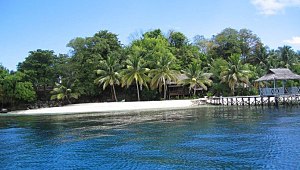 Die kleine Insel Taipih der Togianinseln im Golf von Tomini