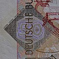 Kinegramm auf einer 50-DM-Banknote BBk-IIIa