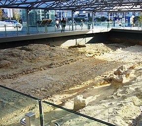 Ο αρχαιολογικός χώρος με την αποκάλυψη της αρχαίας Ιεράς Οδού, στο σταθμό Μετρό "Αιγάλεω"
