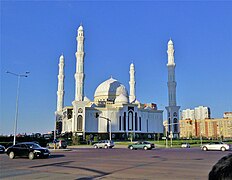 Mosque viewed from city streetscape