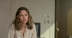 Faye Dunaway mint Diana Christensen